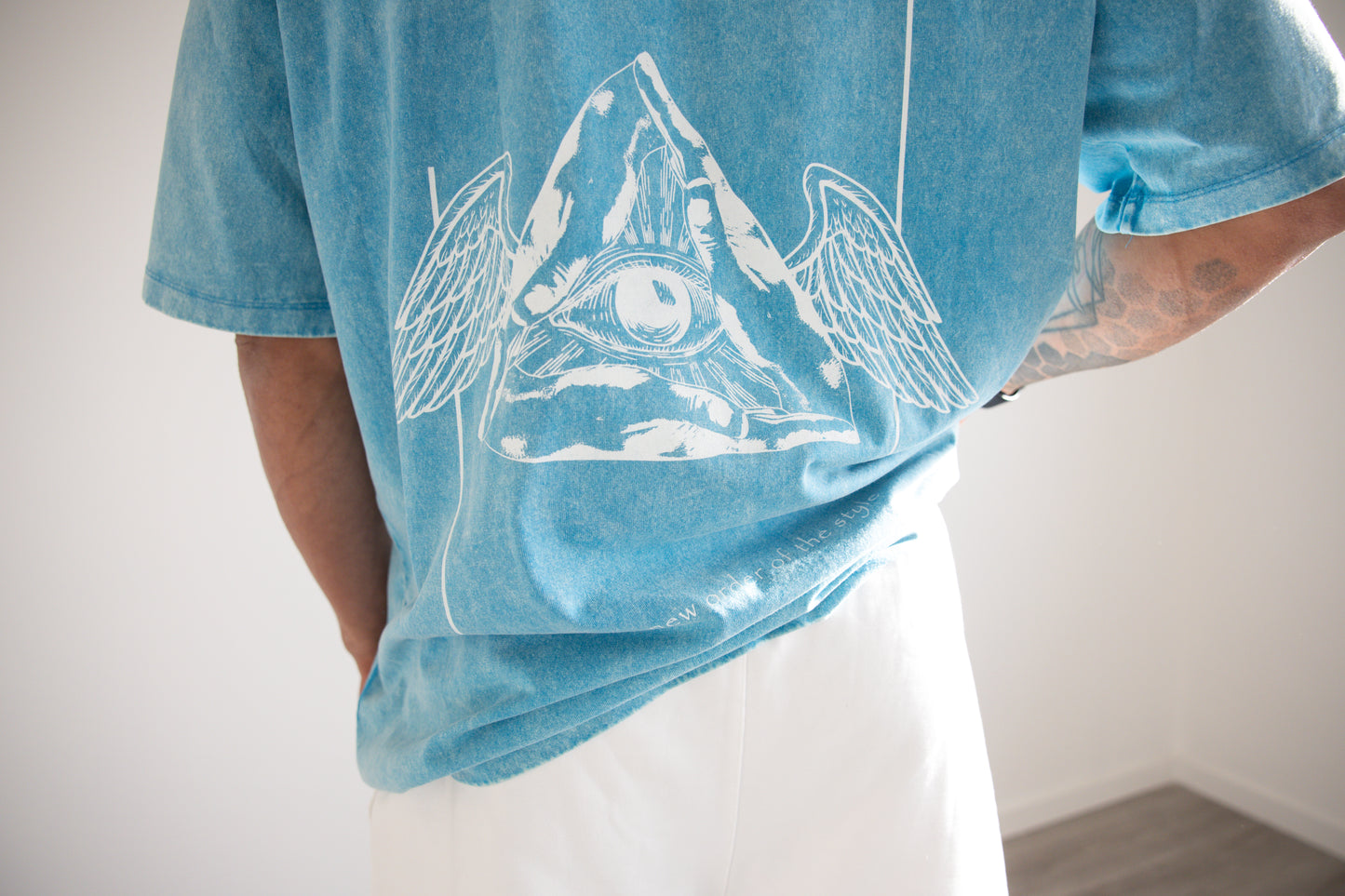 Vintage faded white logo ILLUMINATI T-SHIRT