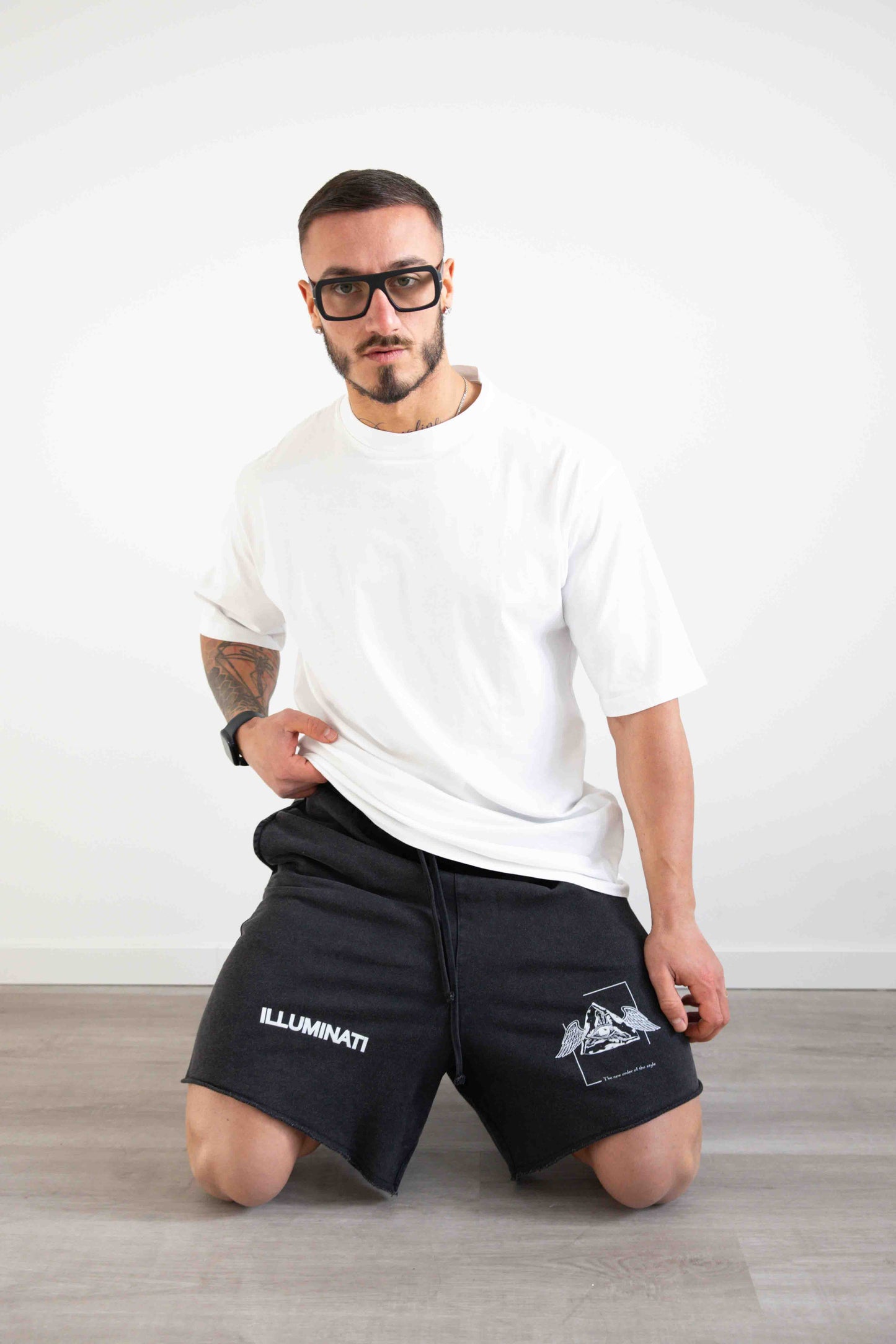 Camiseta oversize ILLUMINATI
