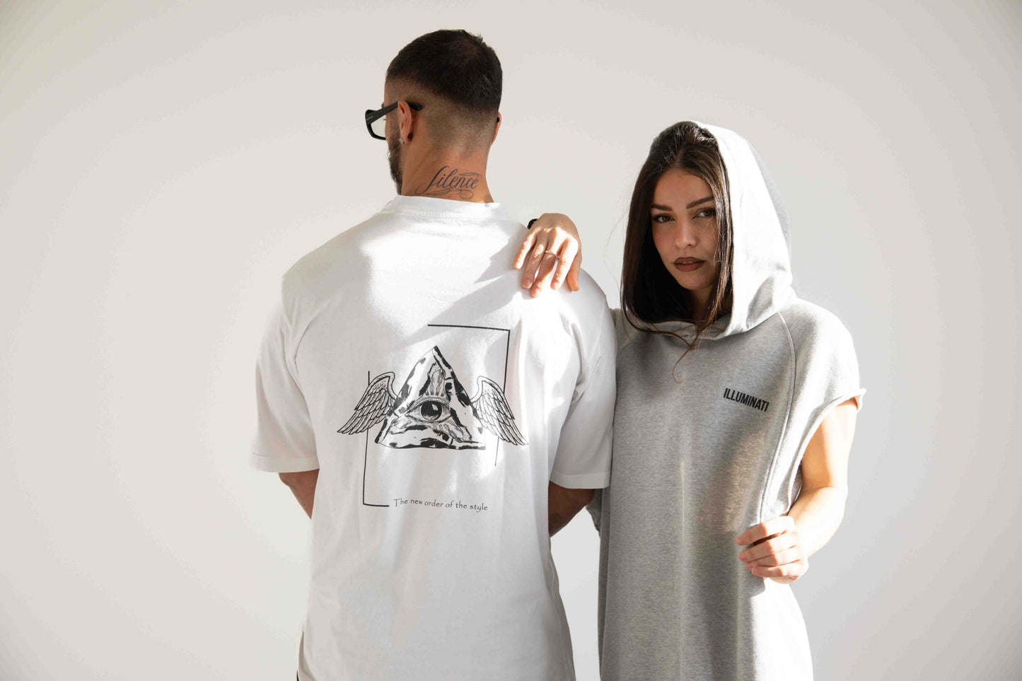 Camiseta oversize ILLUMINATI