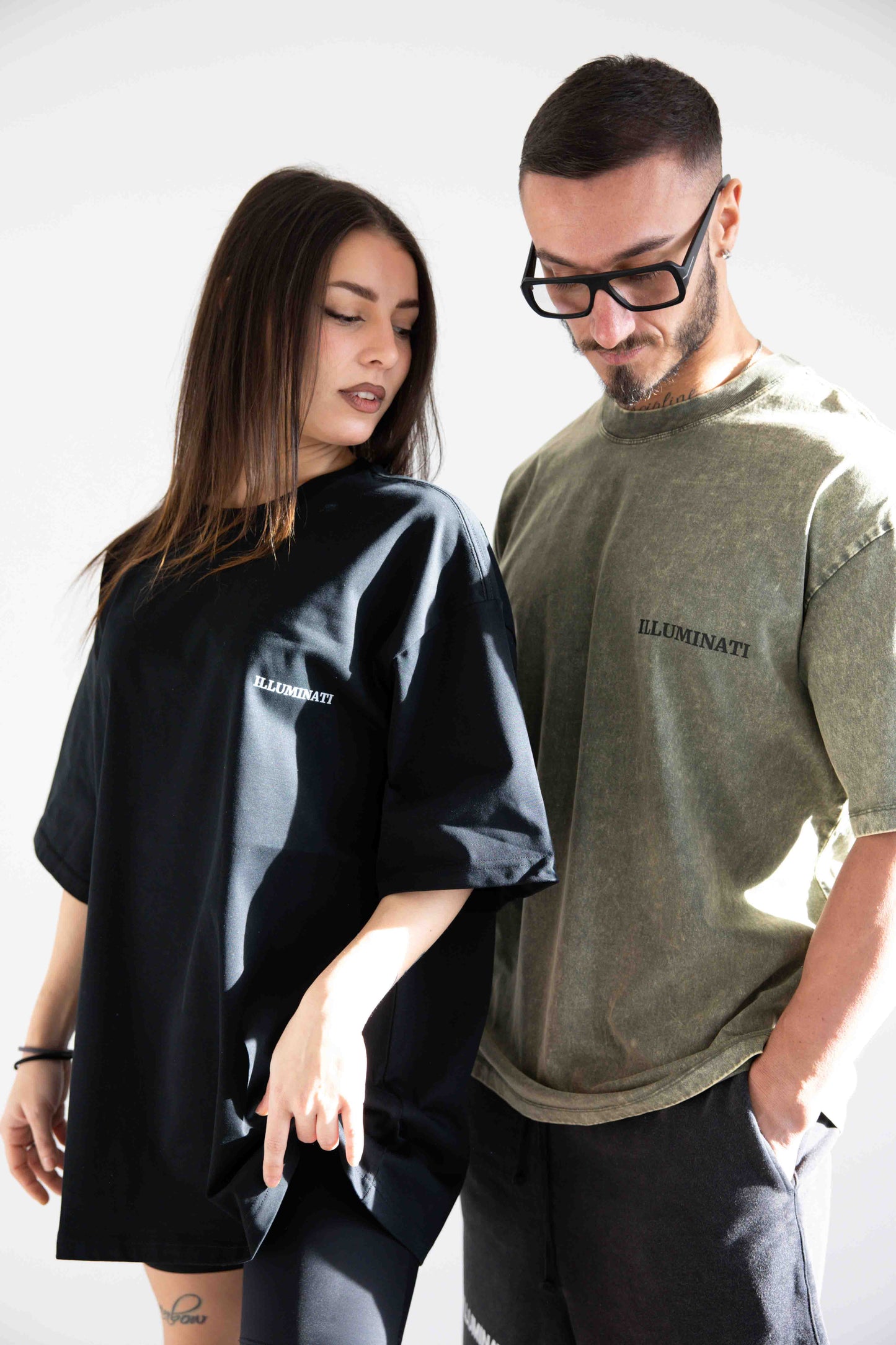 T-SHIRT oversize ILLLUMINATI