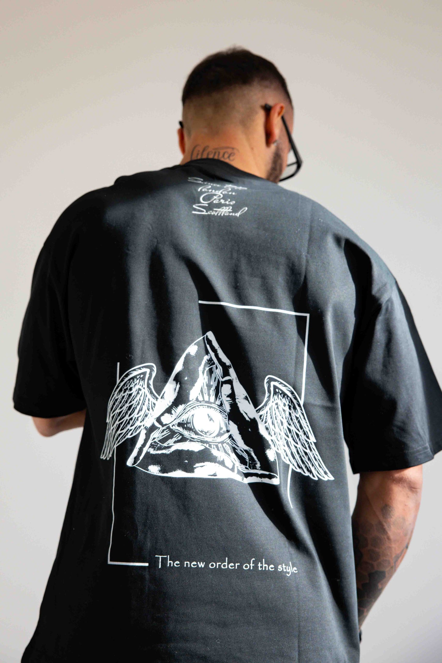 T-SHIRT oversize ILLLUMINATI
