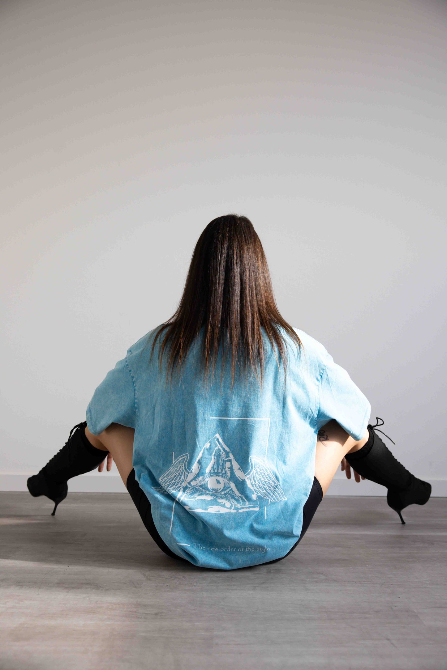 Vintage faded white logo ILLUMINATI T-SHIRT