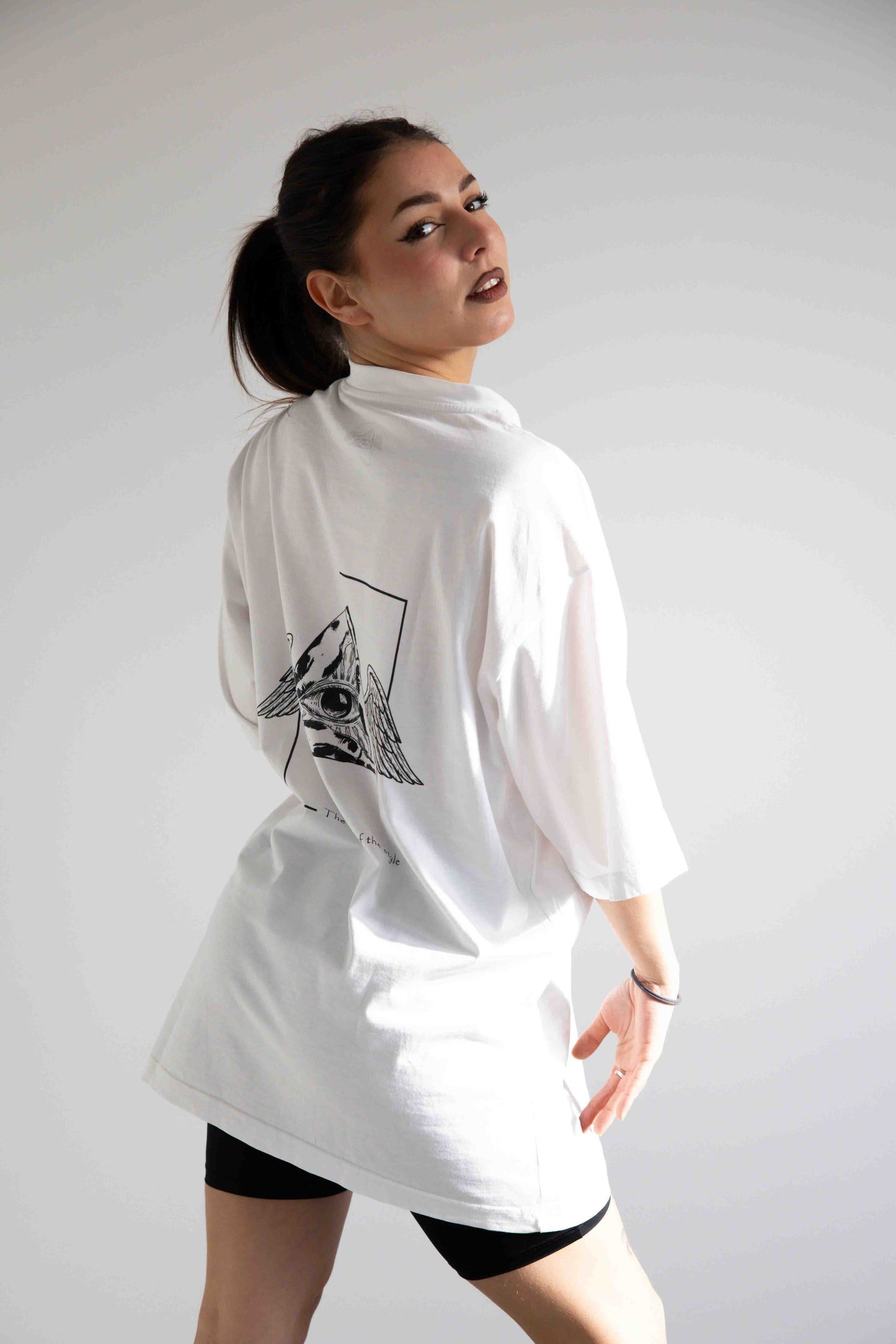Camiseta oversize ILLUMINATI