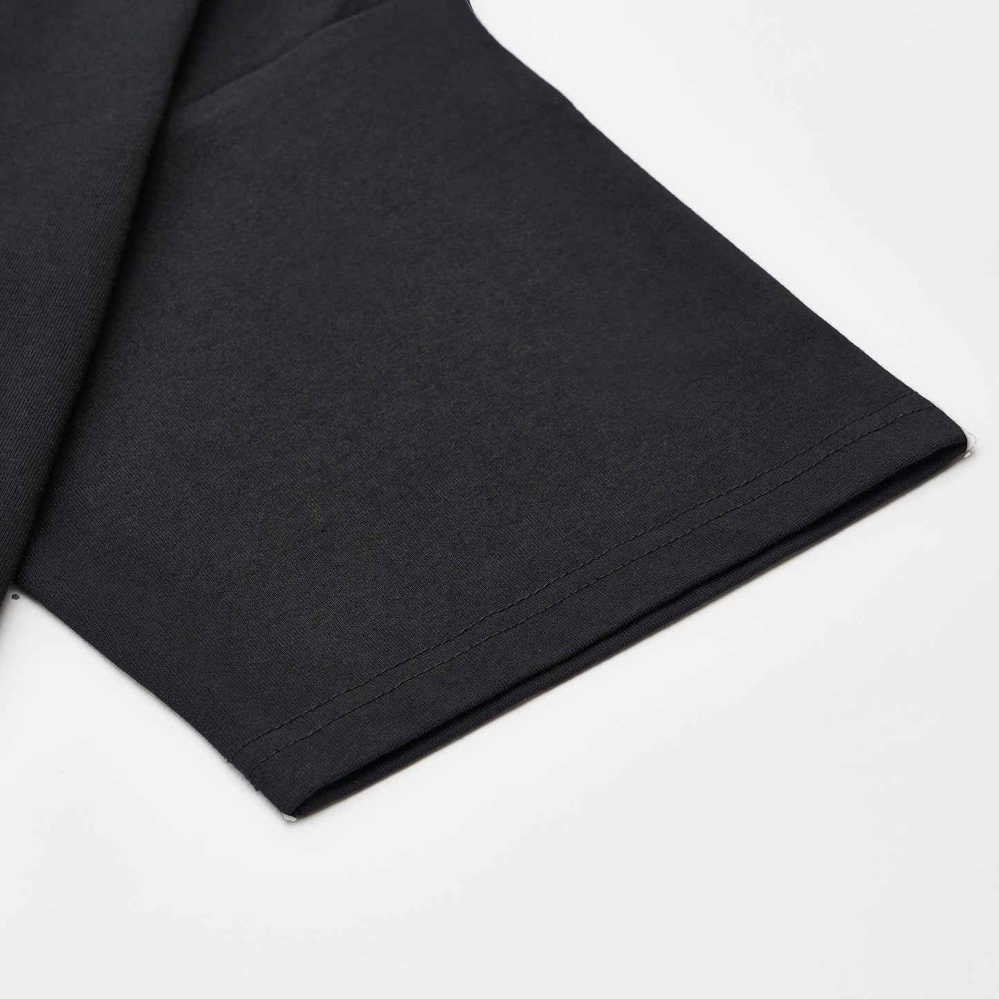 Boxy T-shirt - Labore et Constantia (White Logo)