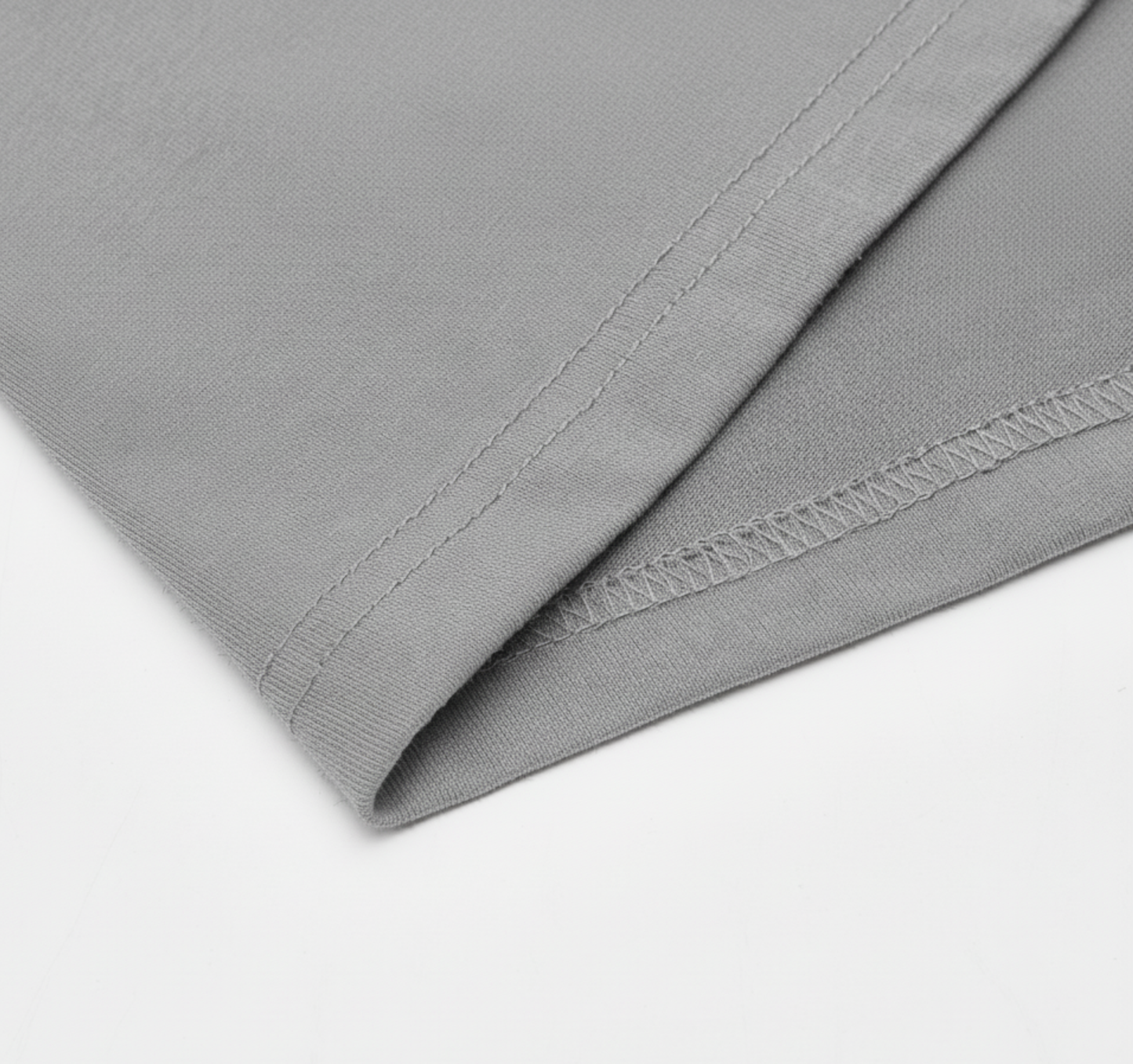 Boxy T-shirt - Labore et Constantia (Black Logo)