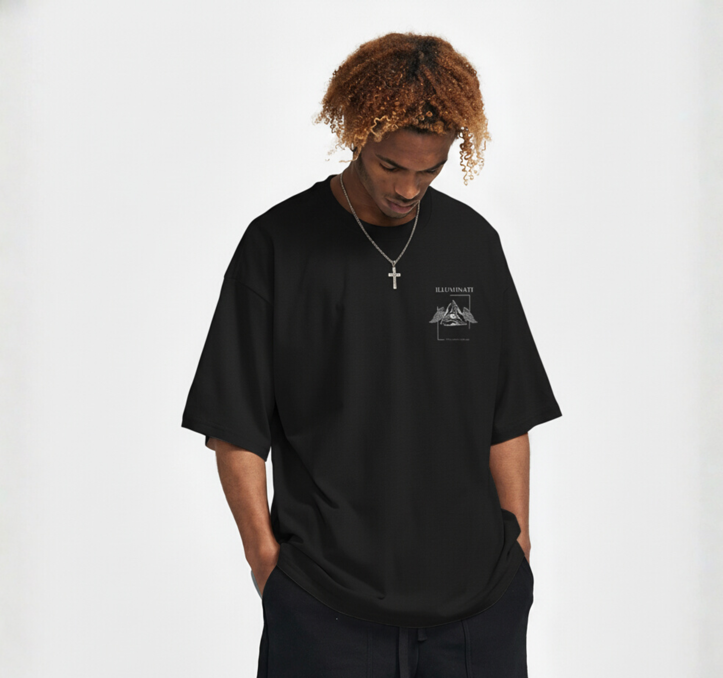 Boxy T-shirt - Labore et Constantia (White Logo)